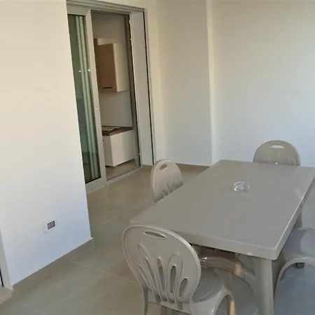 Spacious With Terrace *